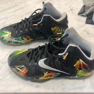 Men’s Nike basketball shoes